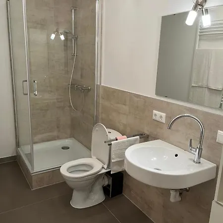 Center No 1 Apartman